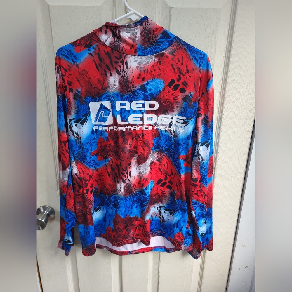 Red Ledge Long Sleeve Hooded Fishing Shirt Mens Medium